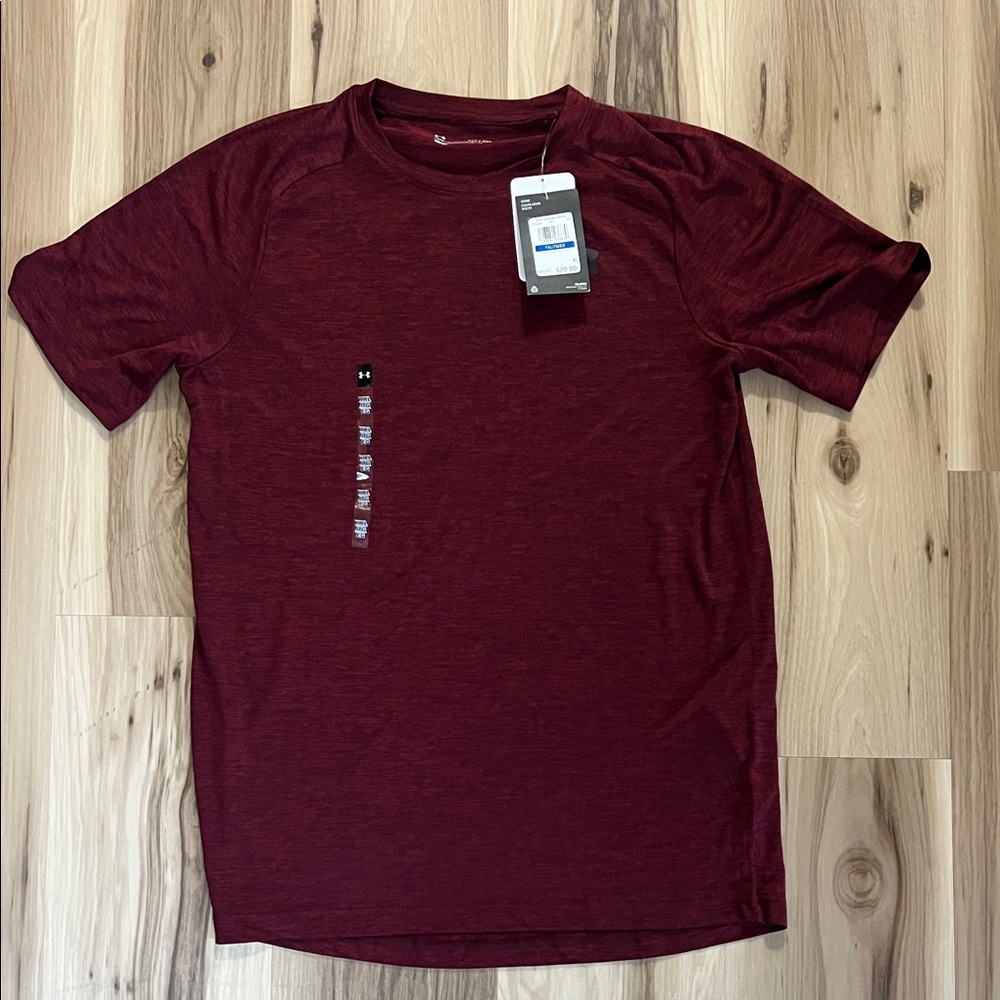 Under Armour Men's Burgundy Short Sleeve Tee